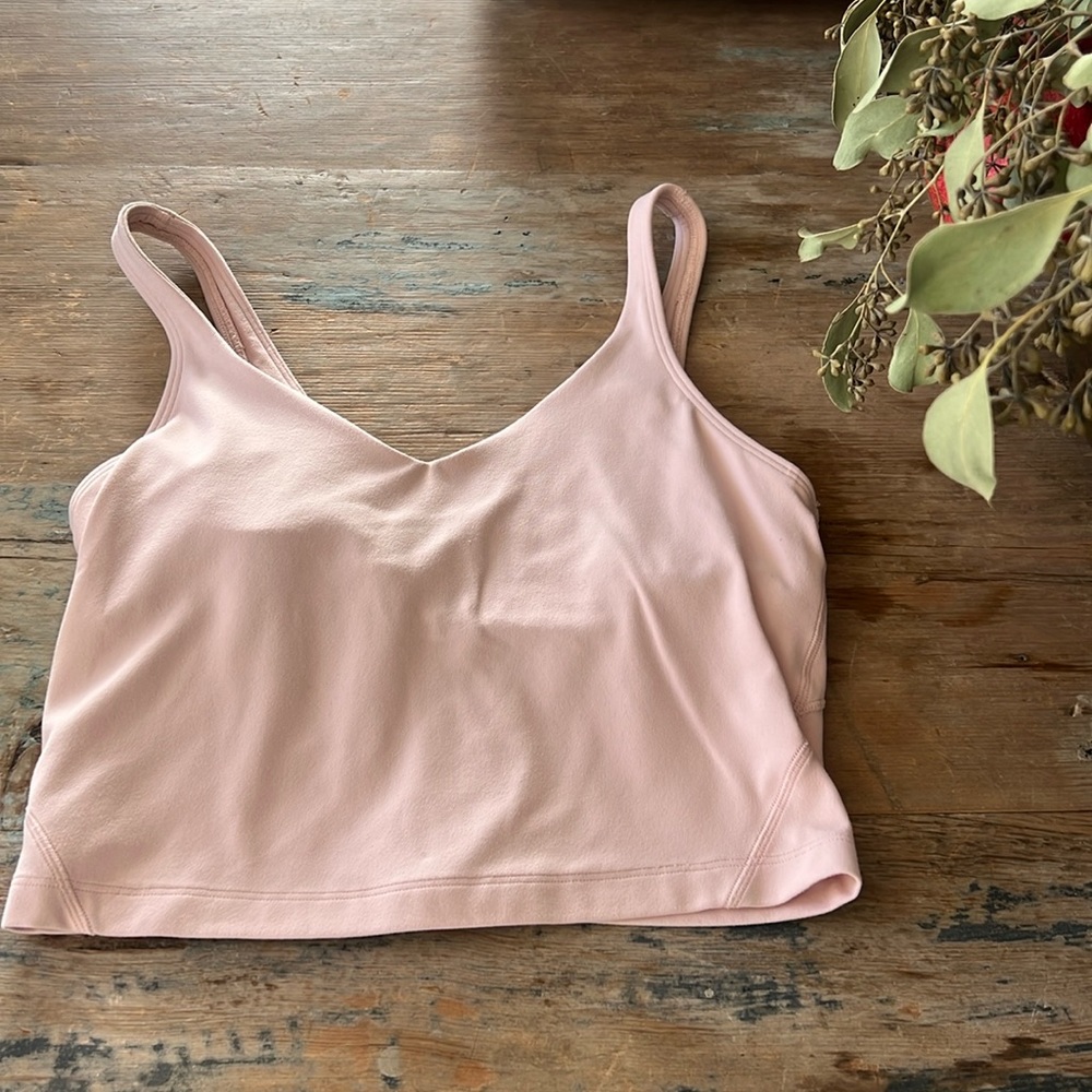 Lululemon sports bra